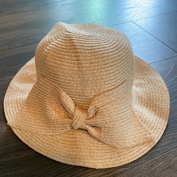 David and Young Accessories - Women’s summer hat with bow design